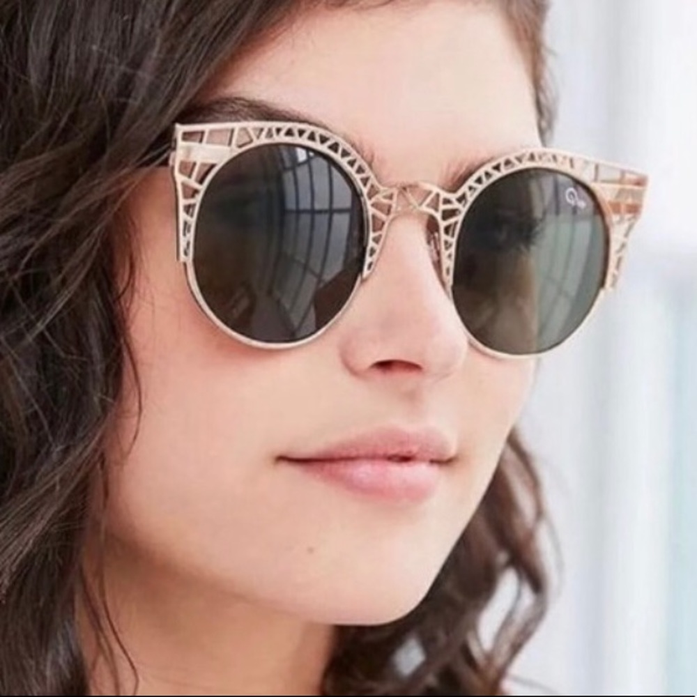 Quay Australia Fleur Statement sunglasses